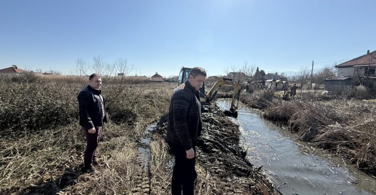 Општина Илинден: Засилени активности за чистење и редовно одржување на каналската мрежа и речните корита