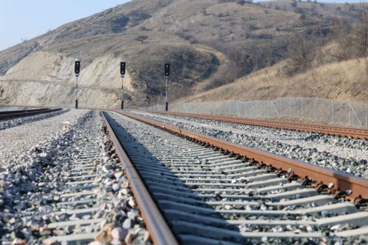 Што недостига за да тргне возот до 2030 на релација Скопје Софија?