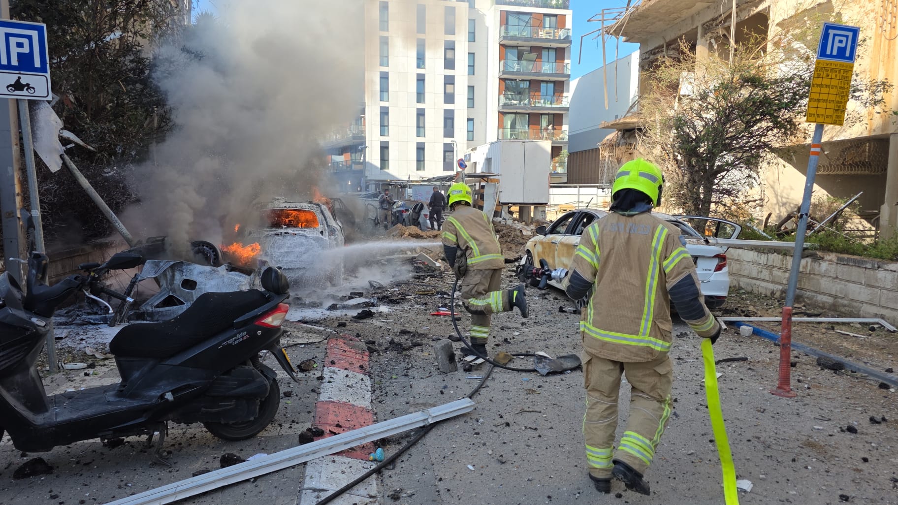 Ирански ракети погодија Тел Авив – оштетени објекти и повредени лица