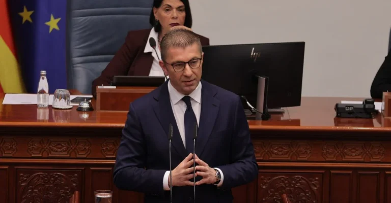 Мицкоски: Никој нема ништо против користењето на албанскиот јазик