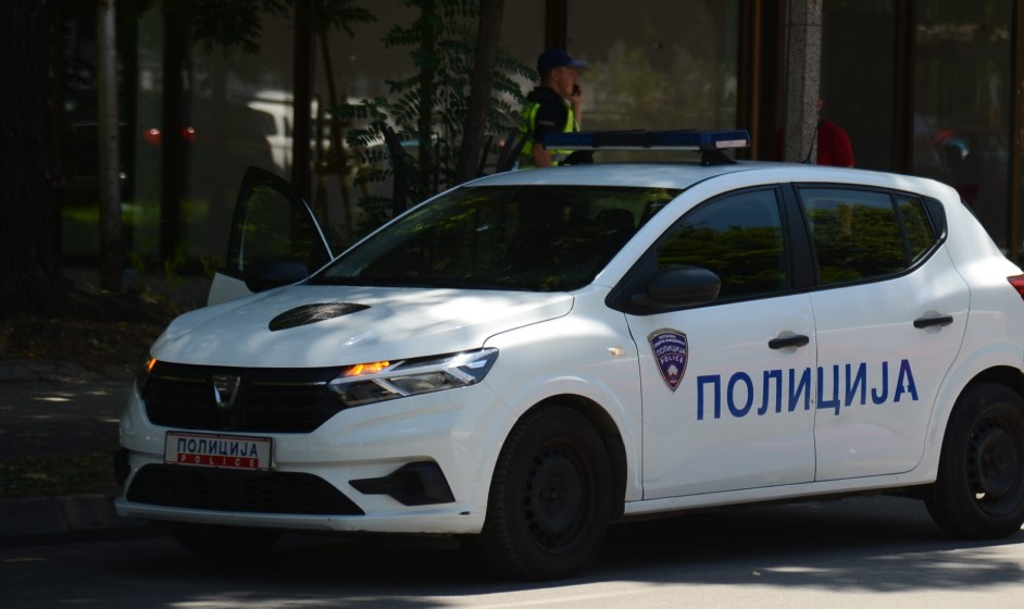 Малолетник од БиХ осомничен за кражби од туристи во Охрид