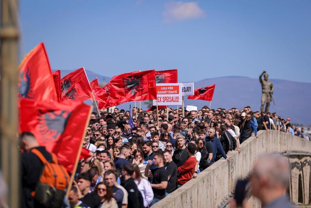 Студентите Албанци повторно протестираат за правосуден испит на албански јазик