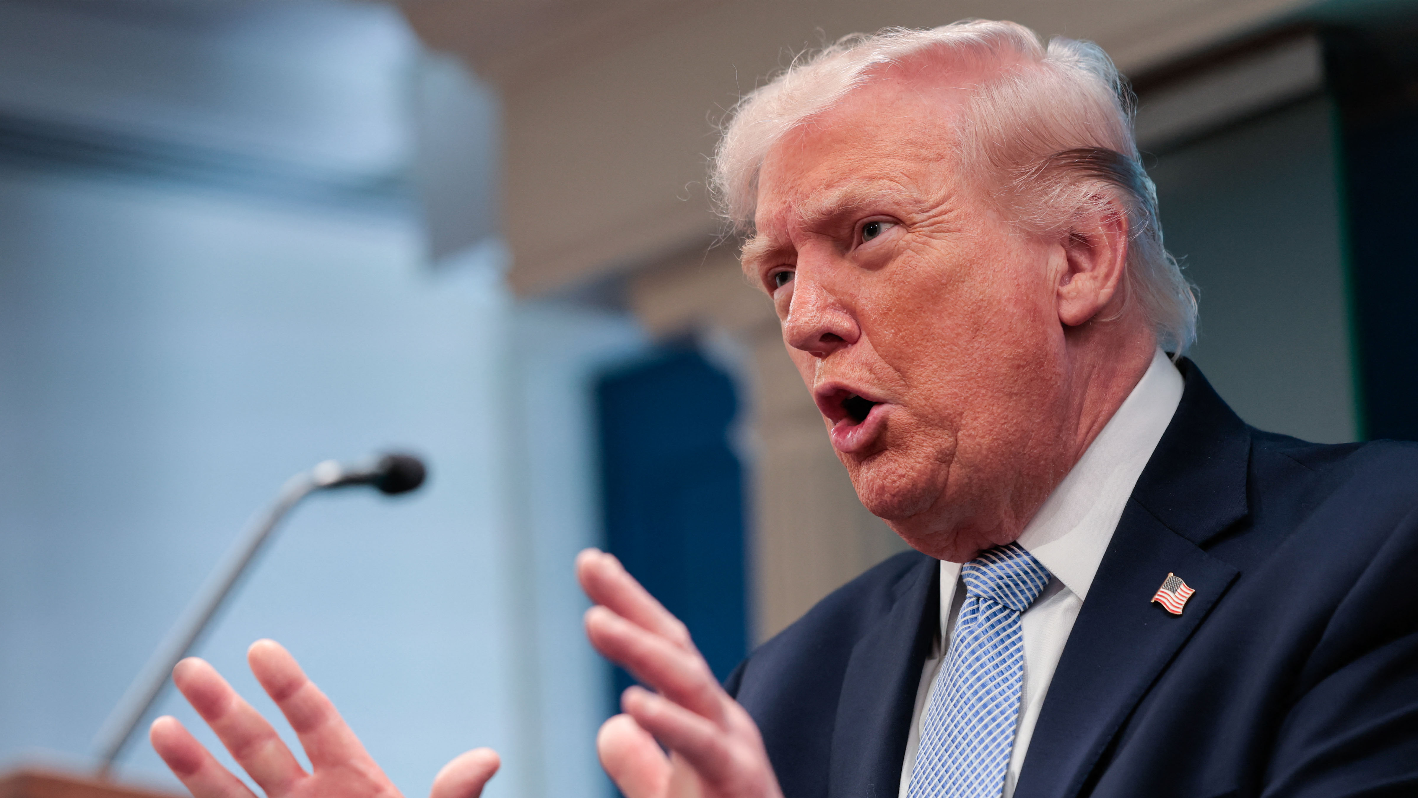 Трамп му се закани на Иран: Вашингтон подготвен за жесток одговор